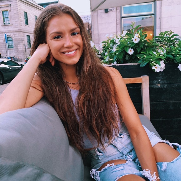 Meet your Posher, Catherine - Picture 1 of 1